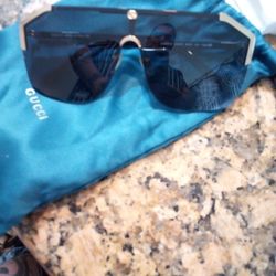 GUCCI SUNGLASSES 