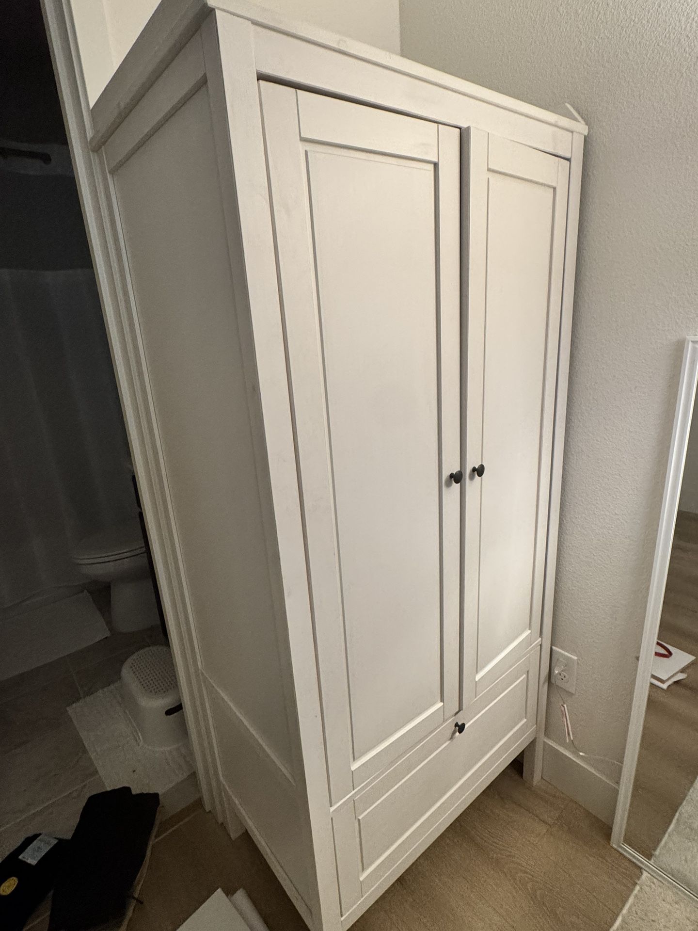 White Wardrobe Dresser