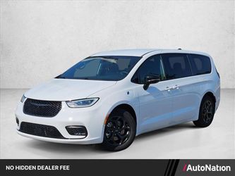 2024 Chrysler Pacifica Hybrid