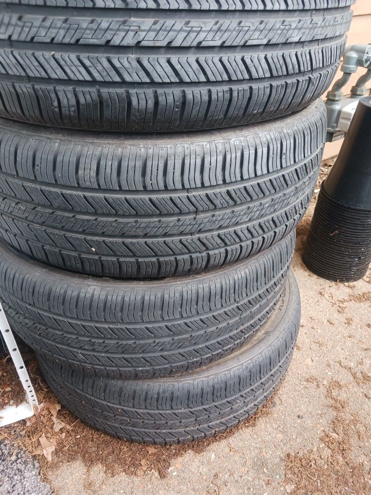 $125 For 4Tires. 215/55R17. Hankook Kenergy