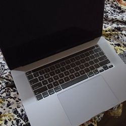 Unlocked Macbook Pro 16 Inchez 2019 For Parts