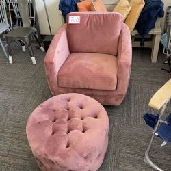 💥Brand New💥 Swivel Rocker Chair and Ottoman