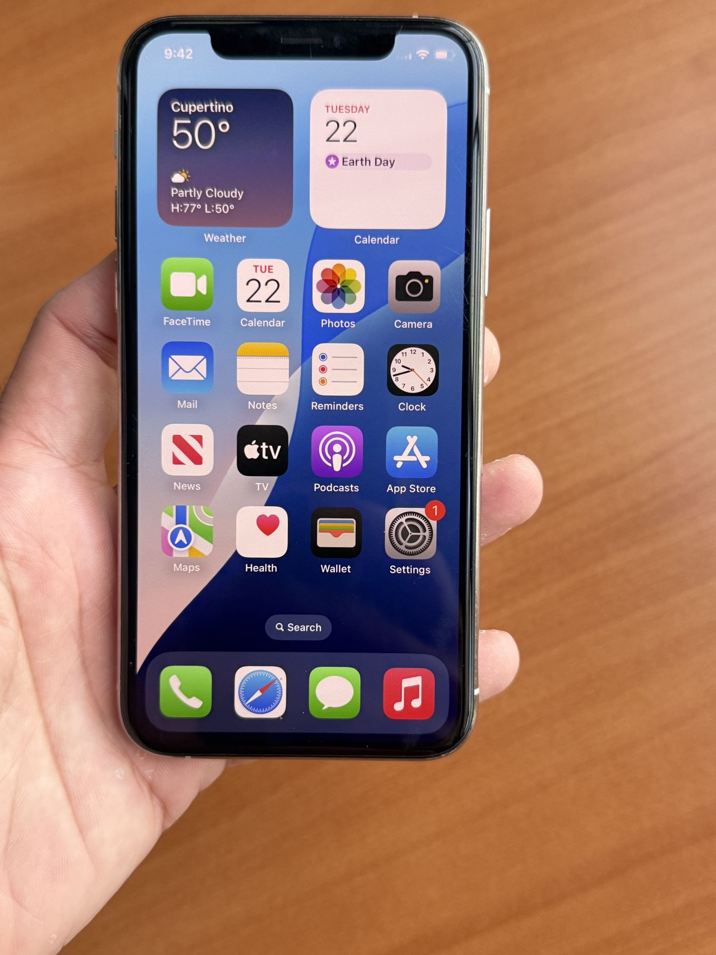 Unlocked 11 Pro 256GB $180