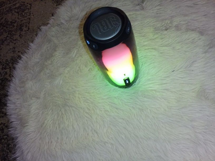 JBL Link Bluetooth Speaker...New..