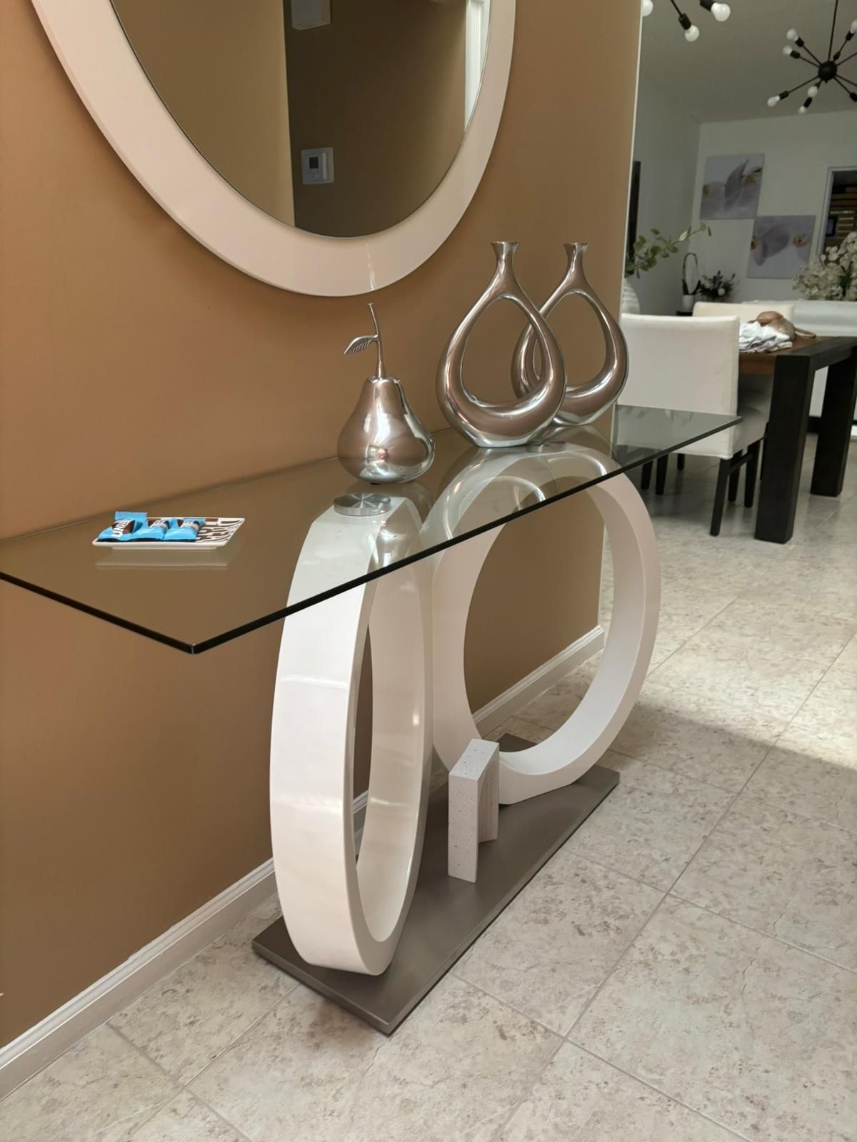 Console table in excellent, like-new condition, purchased at El Dorado Furniture
