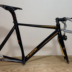 Aventon Fixie For Sale ! Size : 56cm 