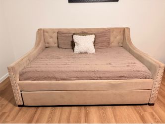 Day bed for sale