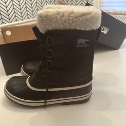 SOREL women’s Carnival Winter Waterproof Boots 