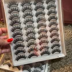 20 Piece Eyelashes 
