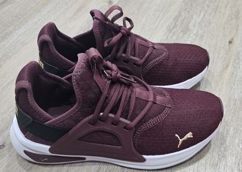 Puma Sneakers