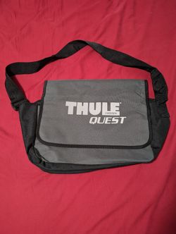 Thule Sweden Quest Messager Bag Black And Gray