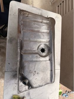 1973 VW Beetle 1600cc gas tank