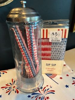 Large vintage straw holder and extra straws