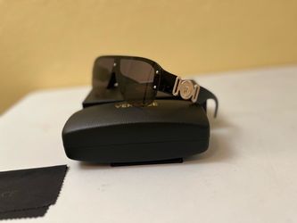 Men’s designer sun glasses