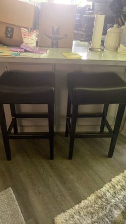 Dark Brown Stools (vinyl)