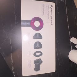 Dyson supersonic hair dryer 