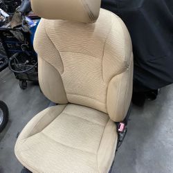 Hyundai Sonata Front Seats SET