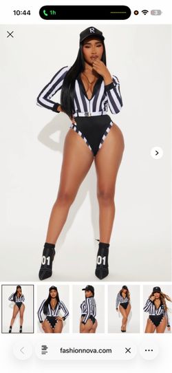 F*shion Nova costume, referee