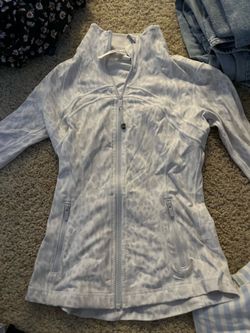 size 4 lulu jacket cheetah print