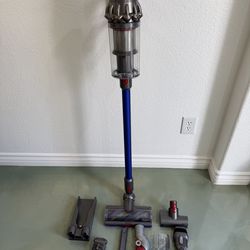 Dyson v11 Torque Drive
