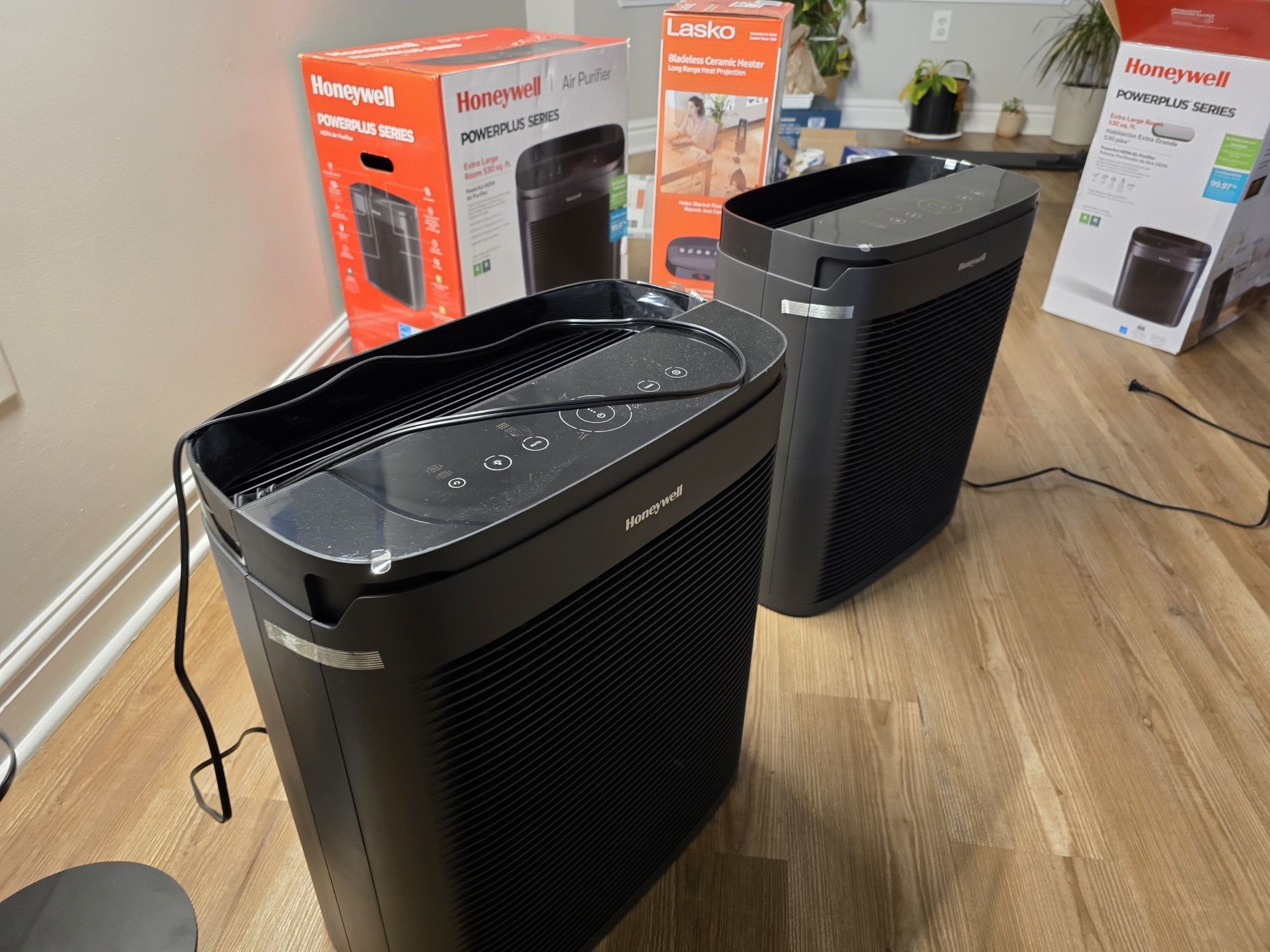 Honeywell PowerPlus HEPA Air Purfiier 530 sq ft