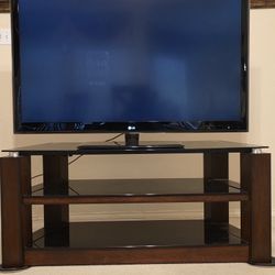 LG  55" TV 55LE540 0 4 HDMIs, 2 USB Ports Wall Mountable