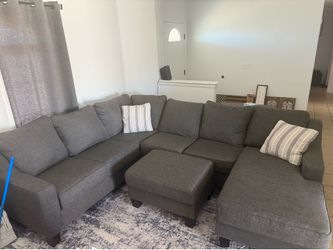 Couch (sectional)