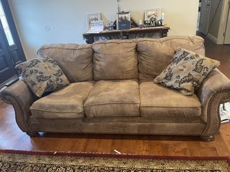Ashley Couch Set Make A Offer