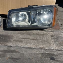 2007 Chevy Pickup Headlights 