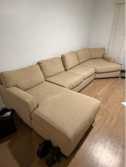 Sectional couch