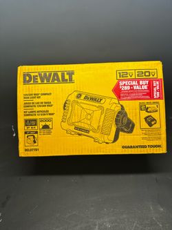 Dewalt 20V compact cordless task light battery and charger