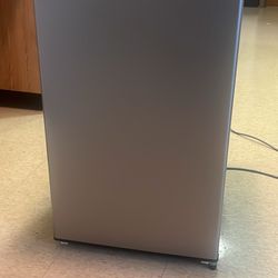Mini Refrigerator 3.3 Cu. Ft.
