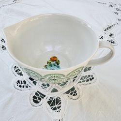 Pioneer Woman Clara Green Lace Floral 2-cup Melamine Measuring Cup