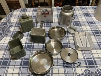 Eclectic camping cookware set