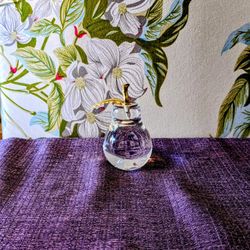 Vintage Clear Pear Shaped Art Glass w/Gold Leaf Paperweight Taiwan 4" Tall VTG