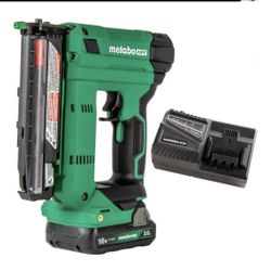 PIN NAILER 