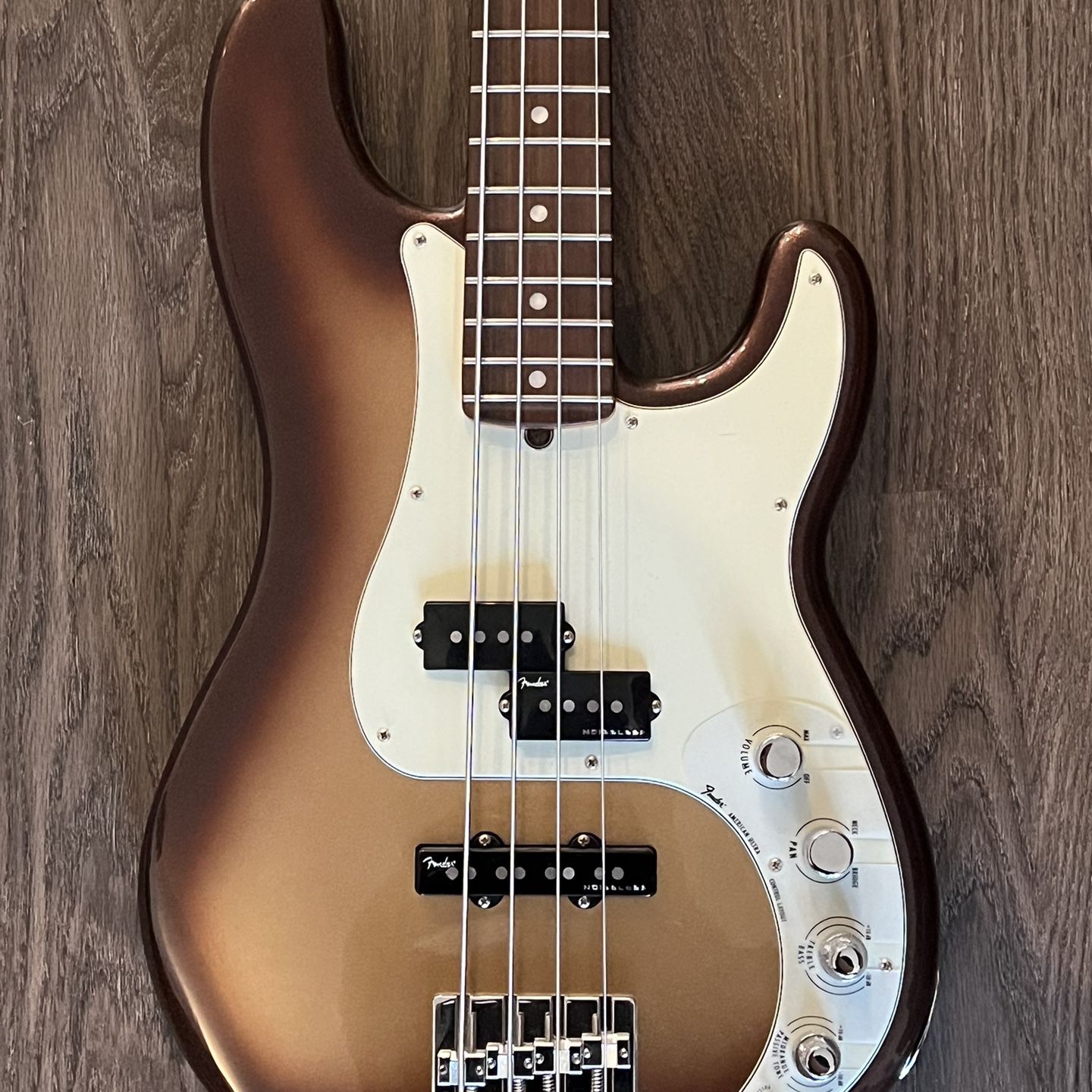 Fender Precision Bass Ultra