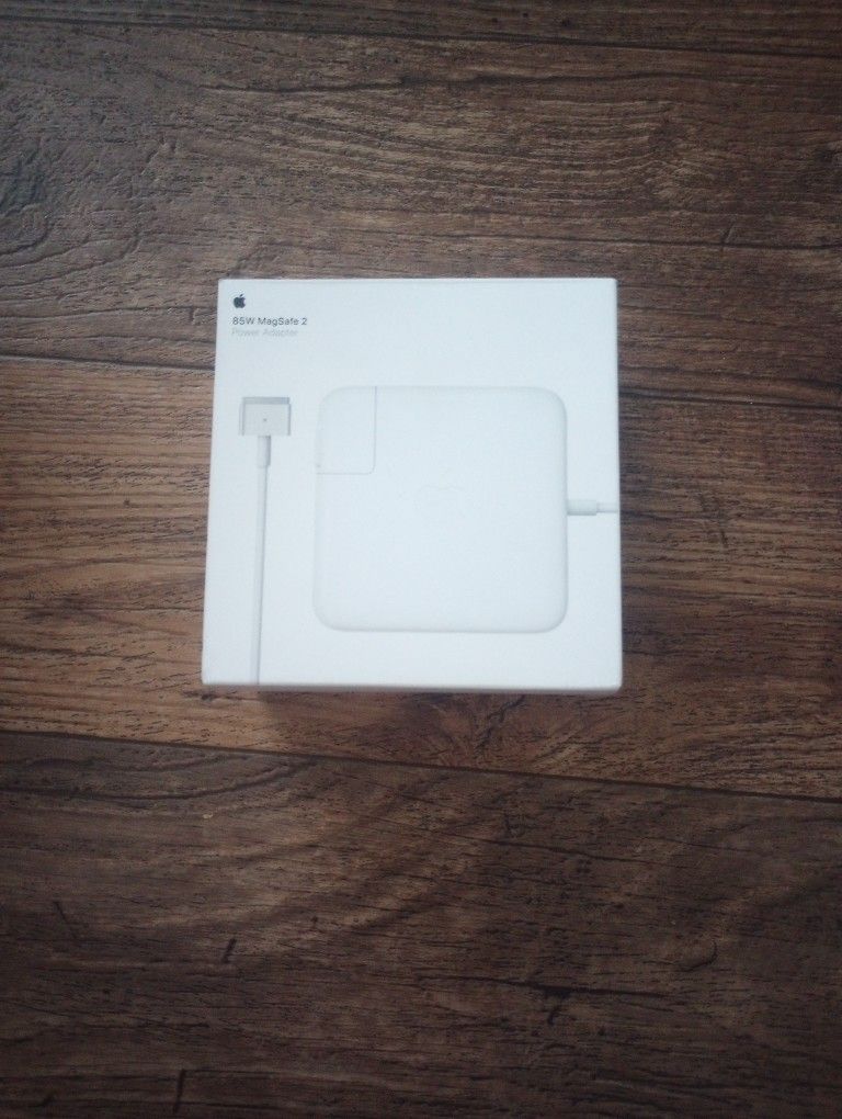 Apple Power Adapter