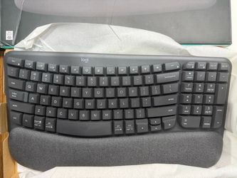 Logitech Wave Keys Ergonomic Keyboard Palm Rest Bluetooth Multi-OS Graphite