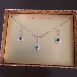 Charger Club Necklace & Earings