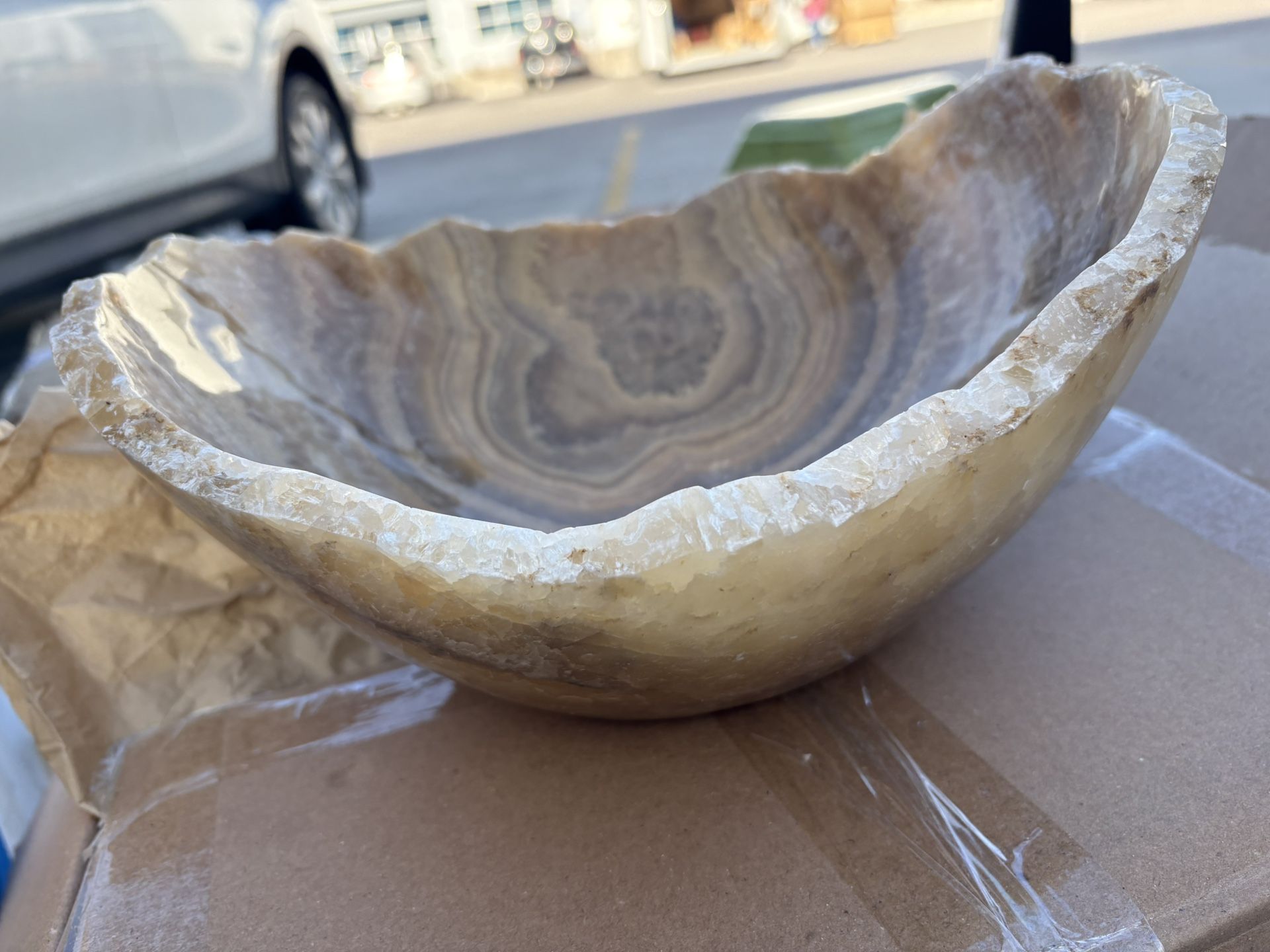 ONYX RAW EDGE BOWL