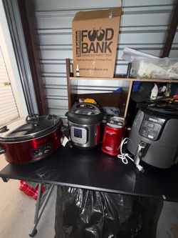 Kitchen Appliance Lot – Crock-Pot, Instant Pot, Ninja Air Fryer & Popcorn Maker