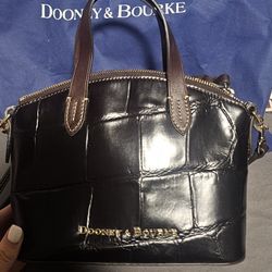 Dooney & Bourke Crossbody 