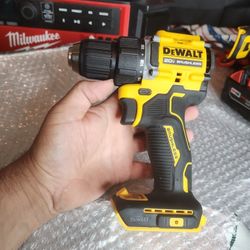 New! DeWALT Atomic Compact Drill Driver DCD794B 20 Volt MAX Brushless 1/2 Inch