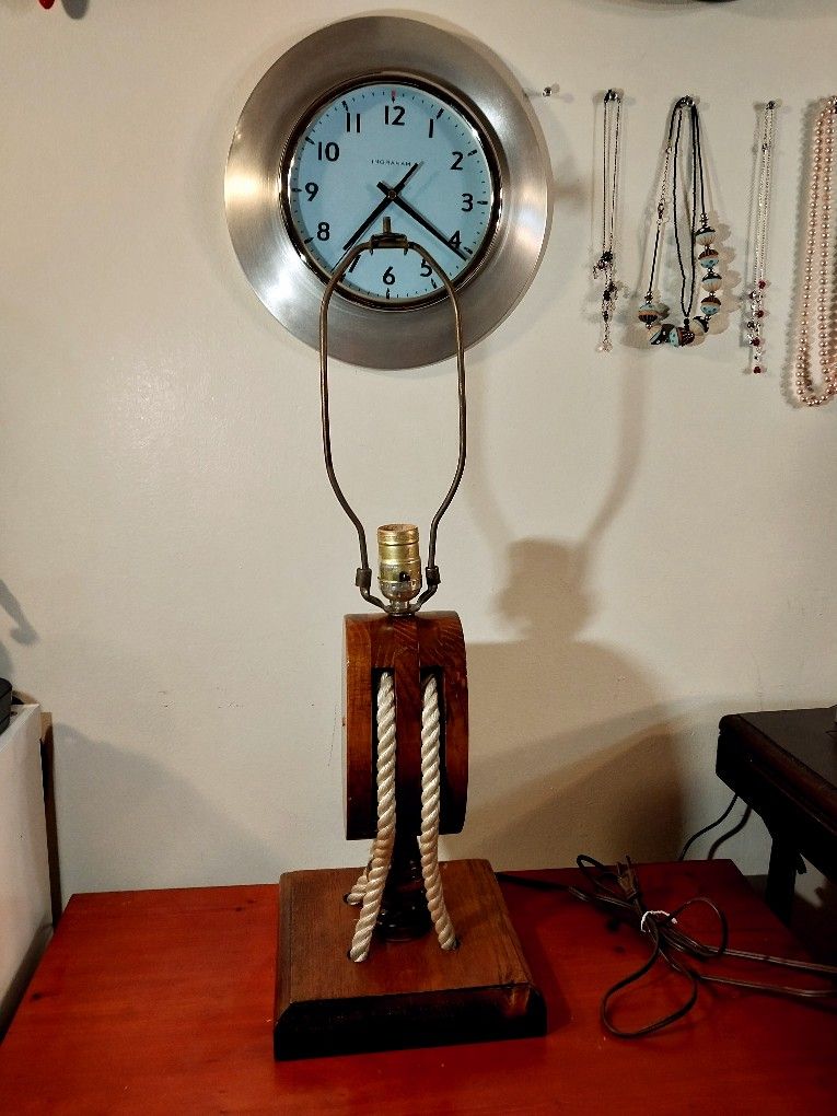 Vintage Industrial Style Block And Rope Nautical Table  Lamp