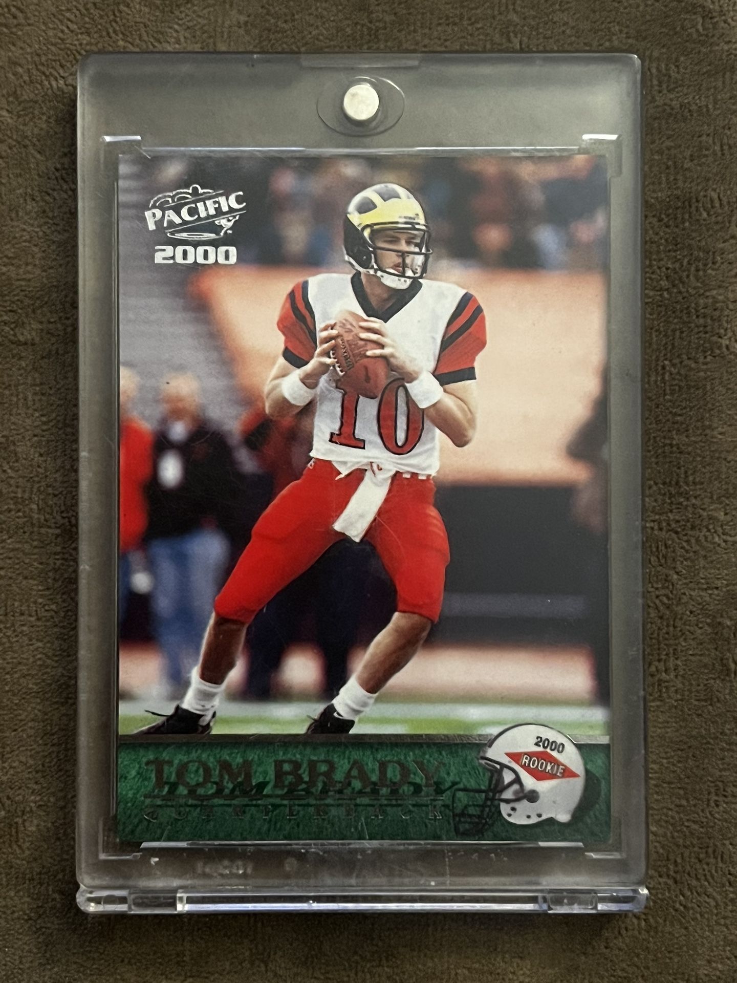 Tom Brady 2000 Pacific Paramount Rookie Card Ungraded