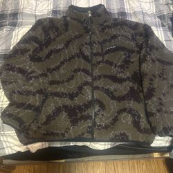 Quasi Fleece Zip Up