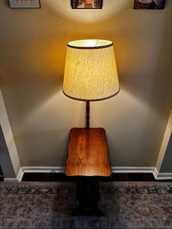 Vintage Powell Lamp Table w/ Magazine Rack