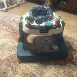 Infant Walker / Musical Toys 