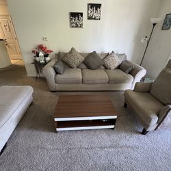 Sofa ,love Seat Ottomans And Centre Table 